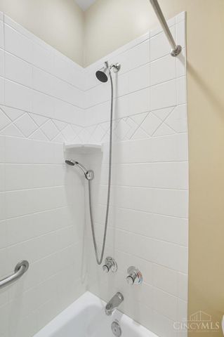 2731 Cleinview Avenue, Cincinnati, OH 45206