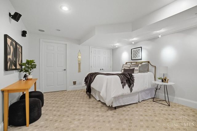 2731 Cleinview Avenue, Cincinnati, OH 45206