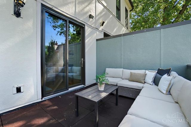 2731 Cleinview Avenue, Cincinnati, OH 45206