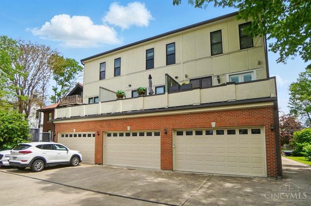 2731 Cleinview Avenue, Cincinnati, OH 45206