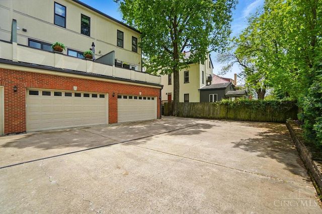 2731 Cleinview Avenue, Cincinnati, OH 45206