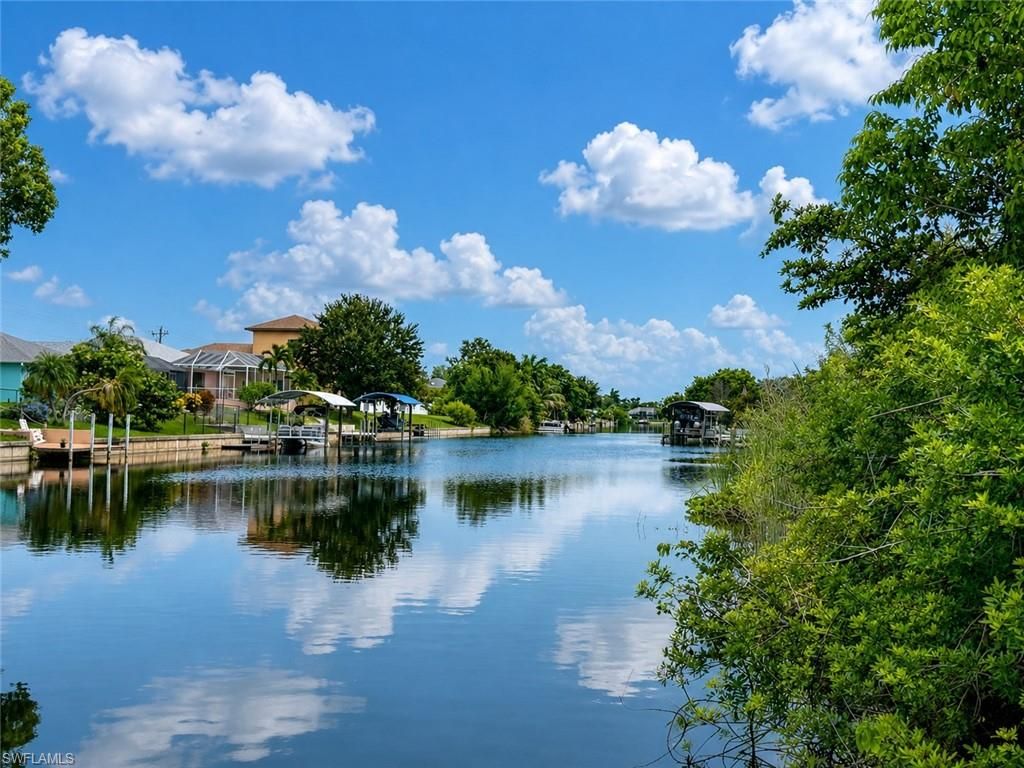 2 NE 13th AVE, CAPE CORAL, FL 33909 — exterior