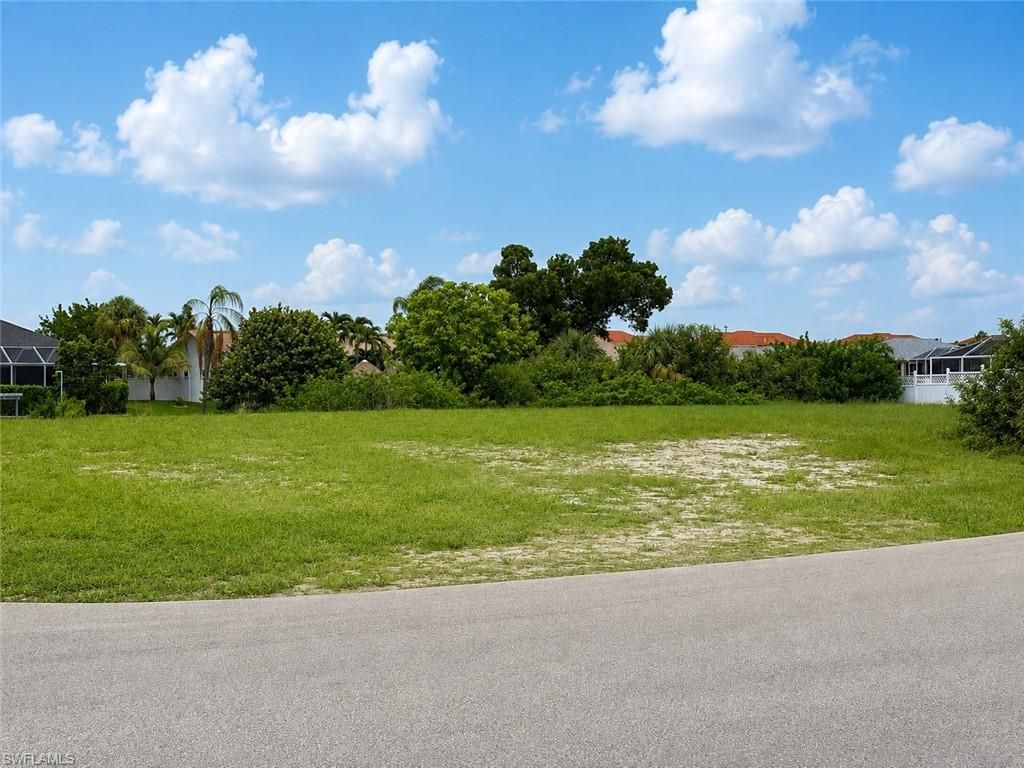 2 NE 13th AVE, CAPE CORAL, FL 33909 — photo 5