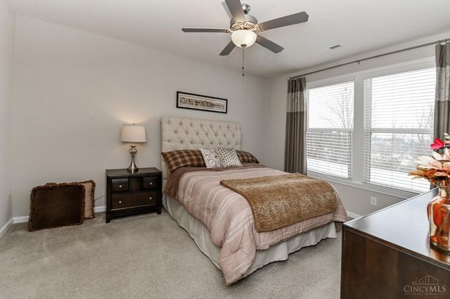 8041 Oakbridge Way, Green Twp, OH 45248