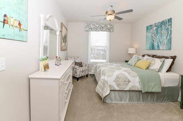 8041 Oakbridge Way, Green Twp, OH 45248