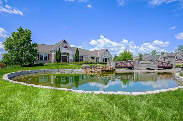 8041 Oakbridge Way, Green Twp, OH 45248