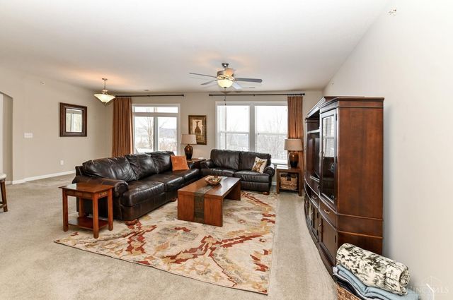 8041 Oakbridge Way, Green Twp, OH 45248