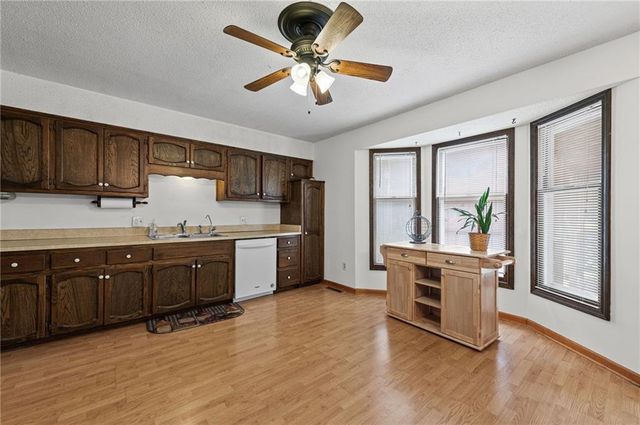 407 Sellers Place, Lathrop, MO 64465