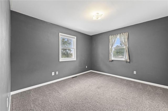 407 Sellers Place, Lathrop, MO 64465