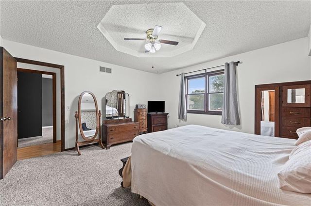 407 Sellers Place, Lathrop, MO 64465