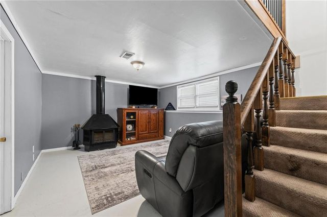 407 Sellers Place, Lathrop, MO 64465