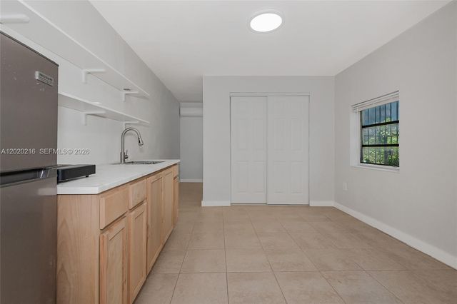 221 NW 32nd St 223-B, Miami, FL 33127