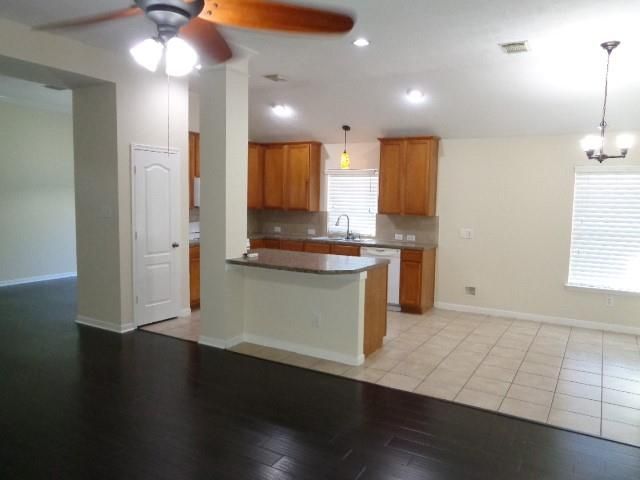 30034 Saw Oaks Drive, Magnolia, TX 77355