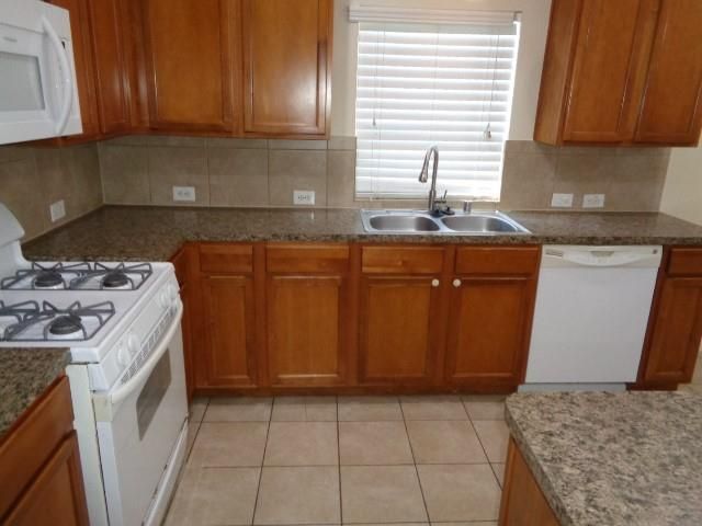 30034 Saw Oaks Drive, Magnolia, TX 77355