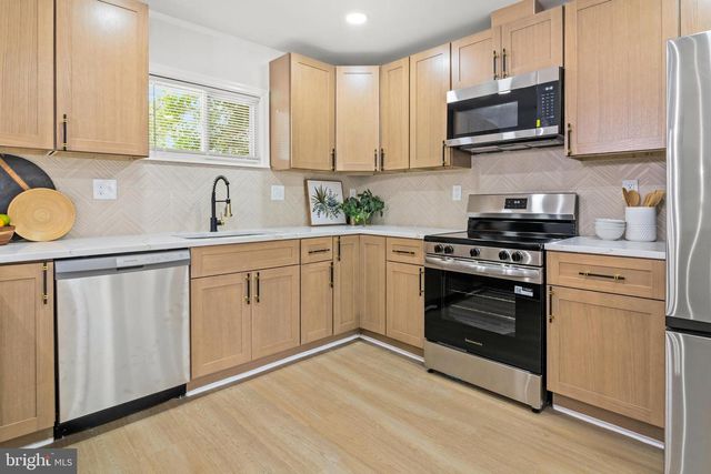 1424 REGENT ST, Annapolis, MD 21403