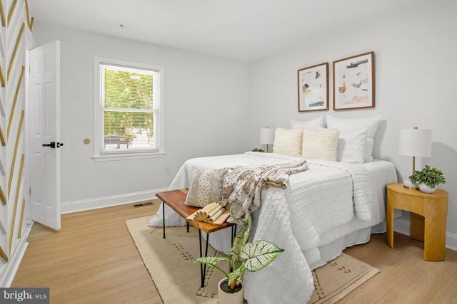 1424 REGENT ST, Annapolis, MD 21403