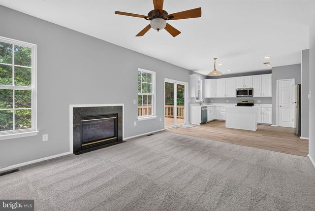 21 BARNUM DR, Stafford, VA 22556