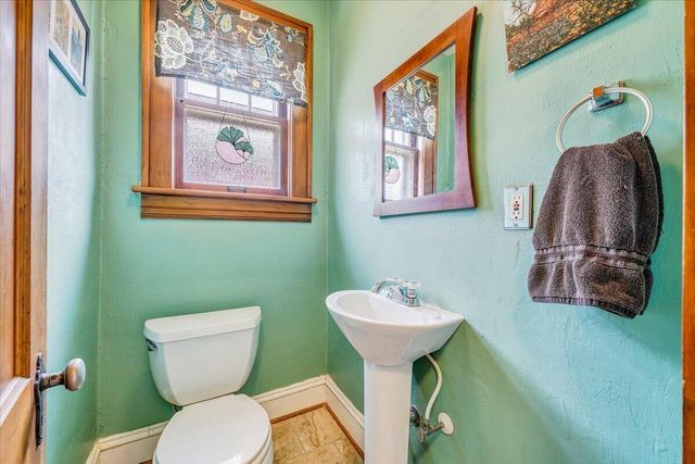 1806 Warrington RD, Roanoke, VA 24015