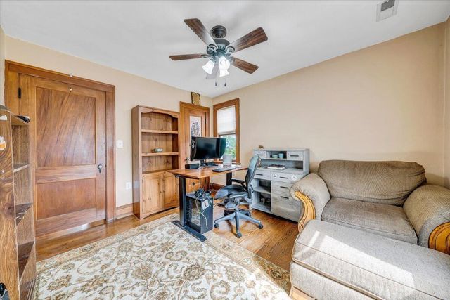 1806 Warrington RD, Roanoke, VA 24015