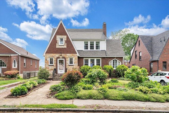 1806 Warrington RD, Roanoke, VA 24015