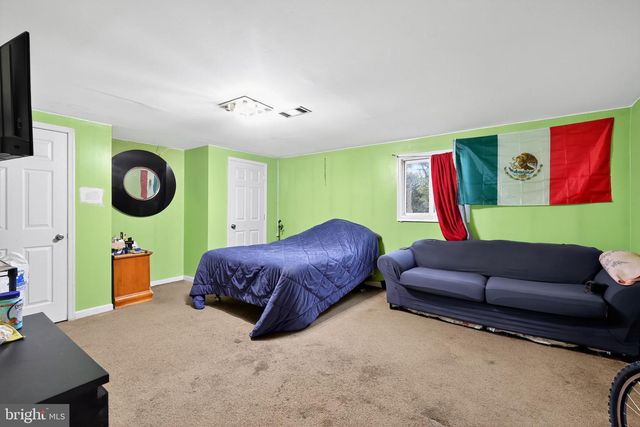 2924 GRACEFIELD RD, Silver Spring, MD 20904