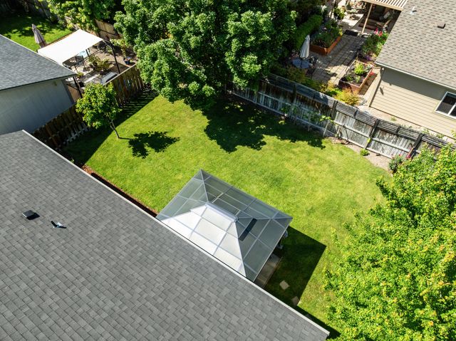 1935 Walnut Grove Lane, Central Point, OR 97502
