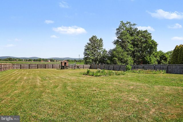1605 CHURCH RD, York, PA 17408