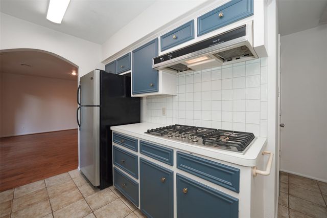 9622 Highmeadow Drive, Houston, TX 77063