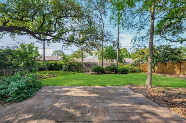 9622 Highmeadow Drive, Houston, TX 77063