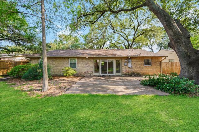 9622 Highmeadow Drive, Houston, TX 77063