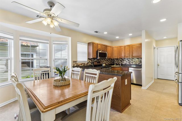 14 Julia Circle 14, Middle Island, NY 11953
