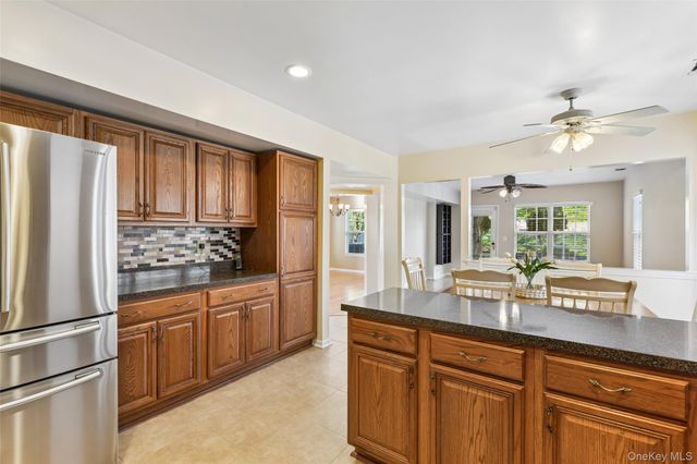 14 Julia Circle 14, Middle Island, NY 11953