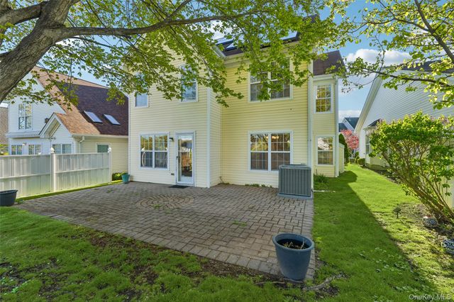 14 Julia Circle 14, Middle Island, NY 11953