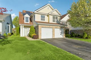 14 Julia Circle 14, Middle Island, NY 11953