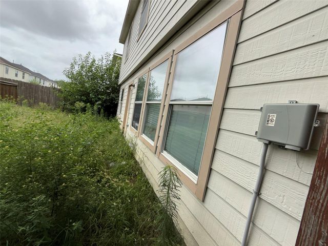 2823 Oakland Brook Street, Houston, TX 77038