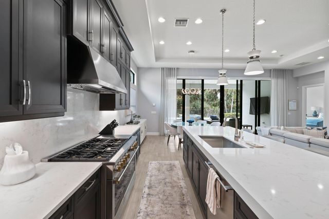 13602 Artisan Circle, Palm Beach Gardens, FL 33418