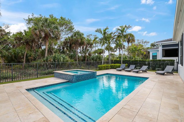 13602 Artisan Circle, Palm Beach Gardens, FL 33418