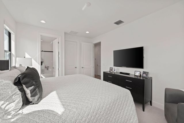 13602 Artisan Circle, Palm Beach Gardens, FL 33418