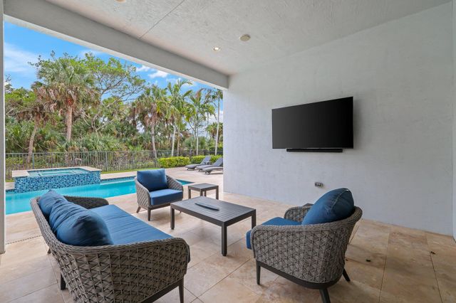 13602 Artisan Circle, Palm Beach Gardens, FL 33418