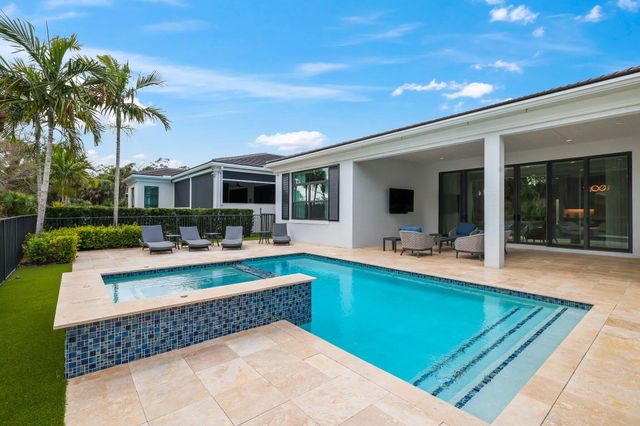 13602 Artisan Circle, Palm Beach Gardens, FL 33418