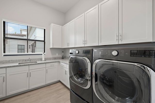 13602 Artisan Circle, Palm Beach Gardens, FL 33418