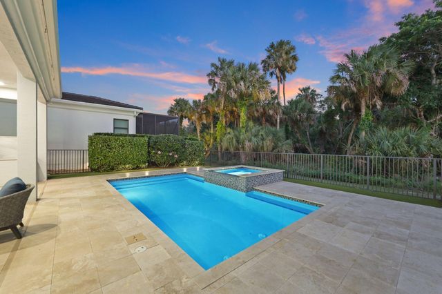 13602 Artisan Circle, Palm Beach Gardens, FL 33418