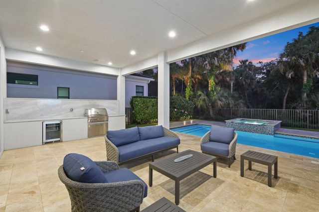 13602 Artisan Circle, Palm Beach Gardens, FL 33418