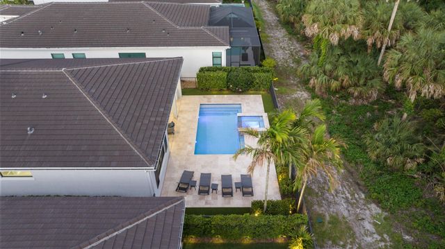 13602 Artisan Circle, Palm Beach Gardens, FL 33418