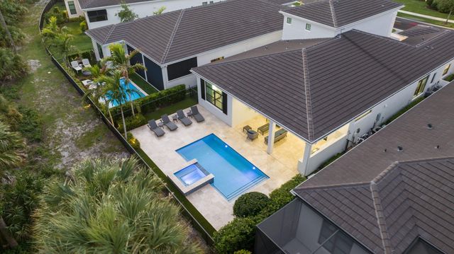 13602 Artisan Circle, Palm Beach Gardens, FL 33418