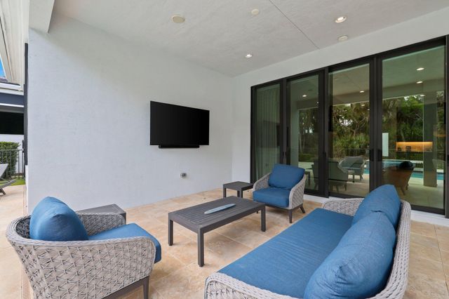 13602 Artisan Circle, Palm Beach Gardens, FL 33418