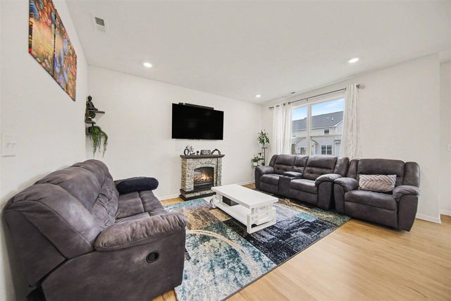 503 Maize Loop, Saline, MI 48176