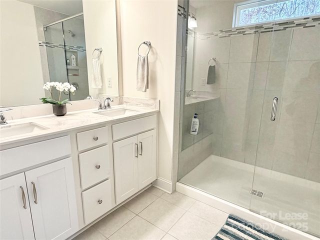 10211 Glenmere Creek Circle, Charlotte, NC 28262