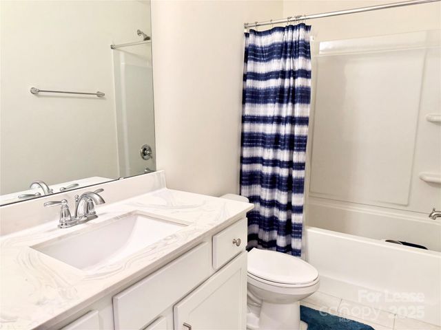 10211 Glenmere Creek Circle, Charlotte, NC 28262