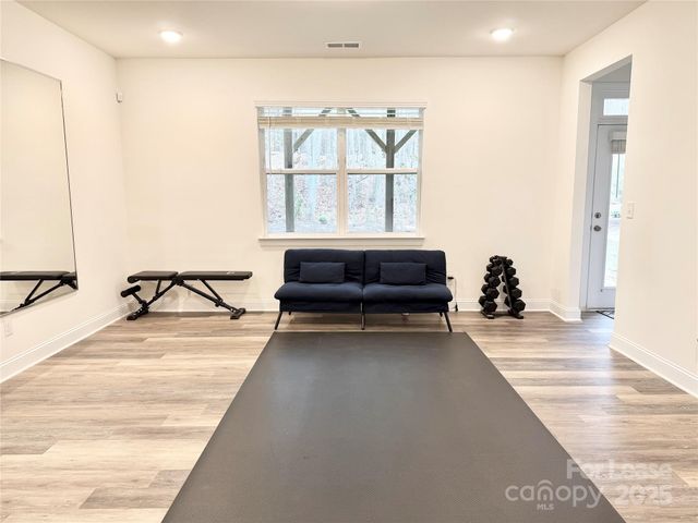 10211 Glenmere Creek Circle, Charlotte, NC 28262